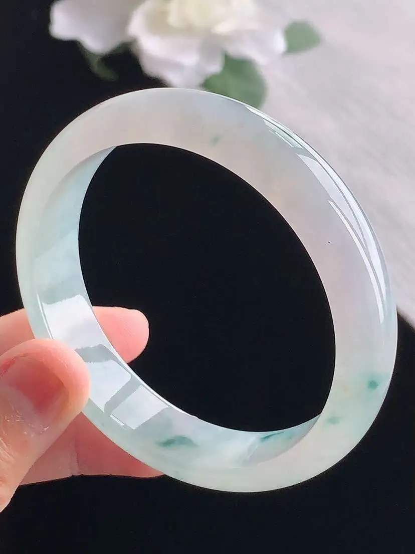 a货翡翠老坑冰种飘花正装正圈手镯55-56圈口  尺寸55.8×13.5×6.8mm 重量48.65g 1020