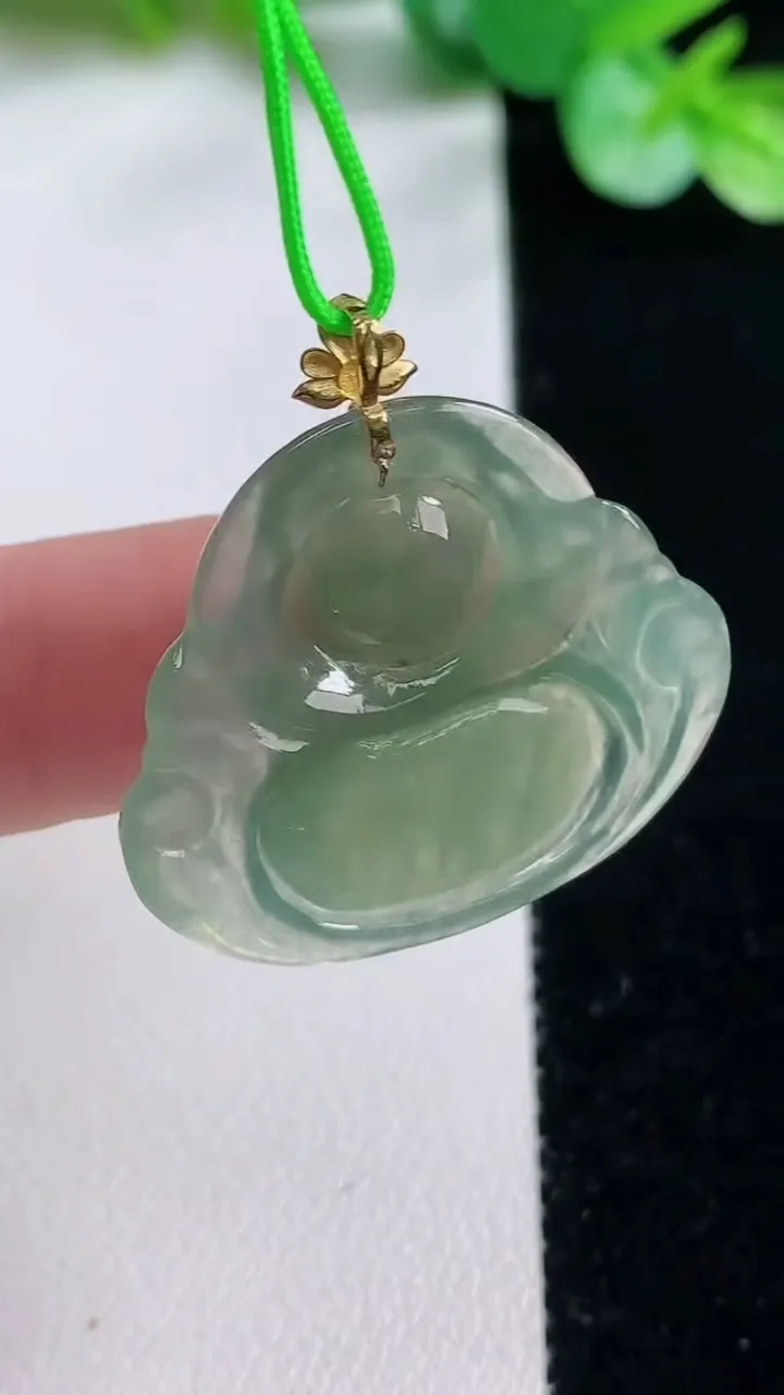 天然A货翡翠佛公吊坠，尺寸26-29.2-4.5，重量:4.88g
10月23日
