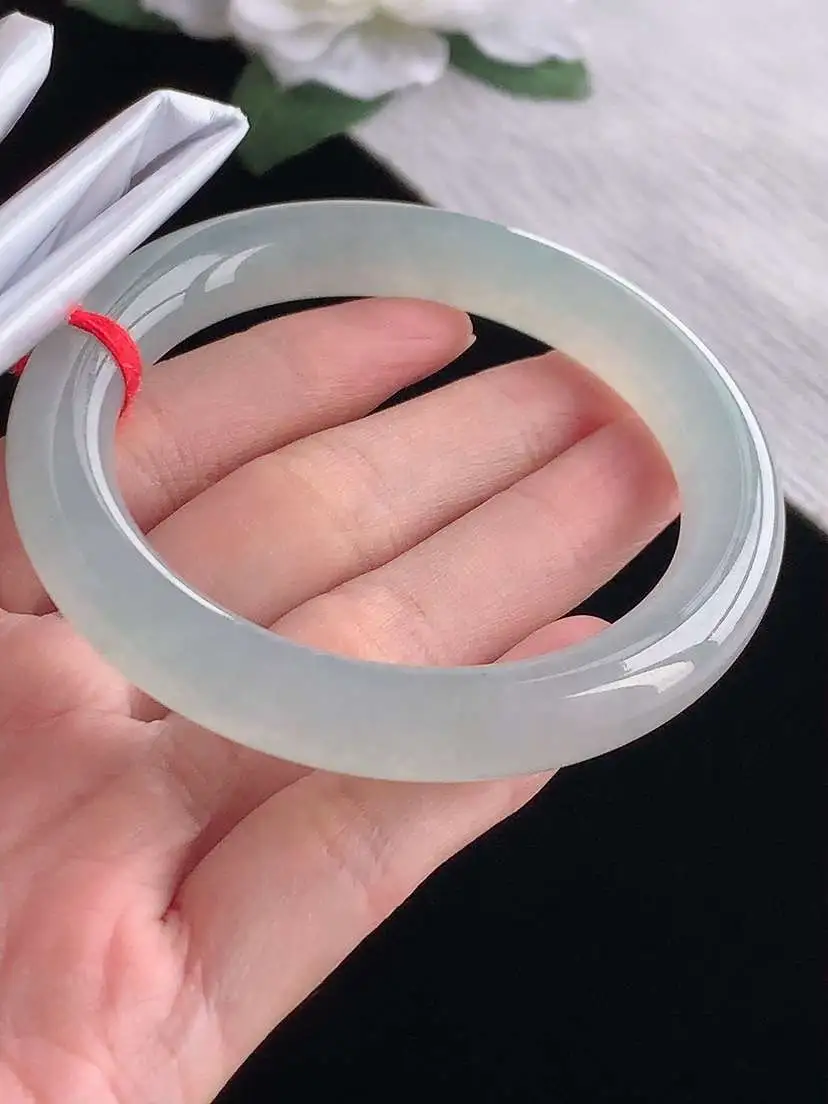 a货翡翠老坑冰种晴水圆条手镯55-56圈口 尺寸55×9.8mm  1022