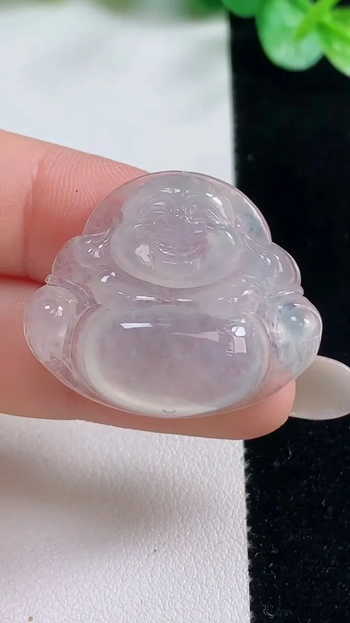 天然A货翡翠佛公吊坠，尺寸25.8-30.8-6.6，重量:7.11g
10月23日