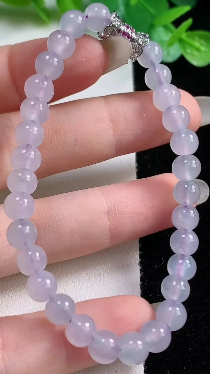 天然A货翡翠种白冰算盘珠手串，尺寸6.2-5.6-30颗，重量:12.92g10月23日
工厂直销收