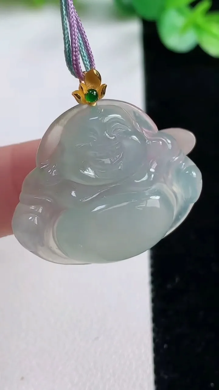 天然A货翡翠佛公吊坠，尺寸24.6-29.2-6.3，重量:6.48g
10月23日