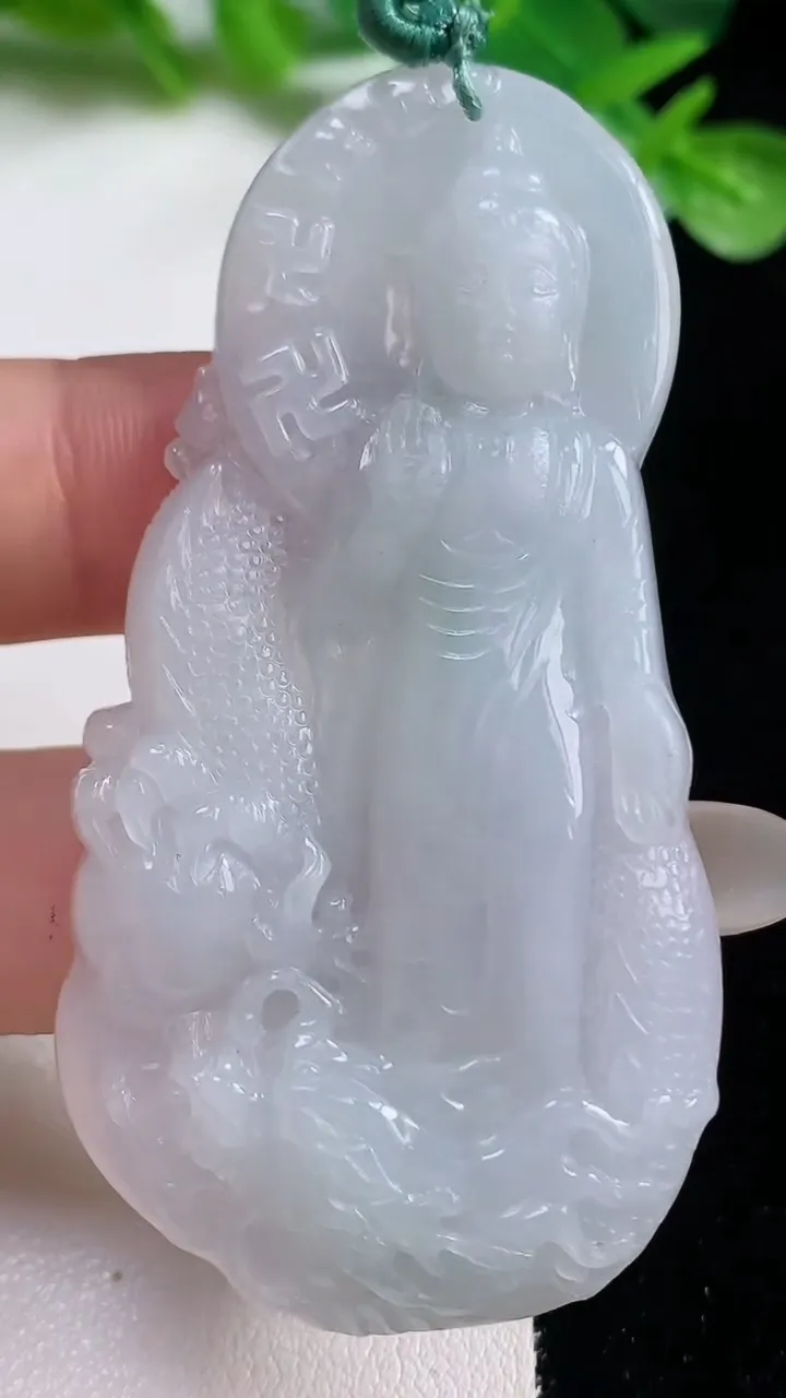 天然A货翡翠御龙阿弥陀佛吊坠，尺寸66-34-5.4，重量:21.88g
10月23日