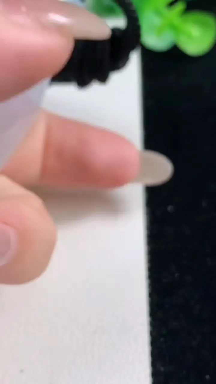 天然A货翡翠冰种紫罗兰山水牌吊坠，尺寸53.8-39.8-6.2，重量:37.56g
10月23日