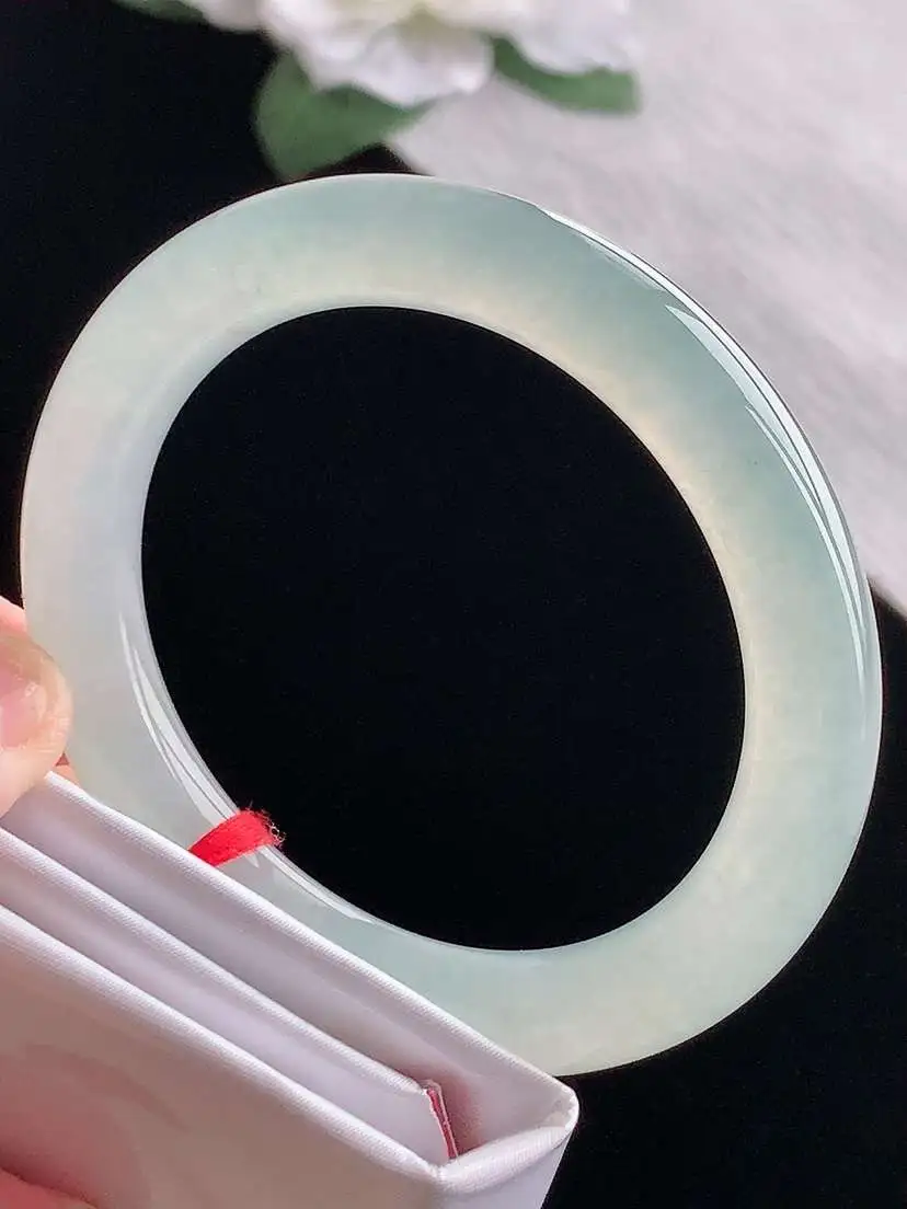 a货翡翠老坑冰种晴水圆条手镯55-56圈口 尺寸55×9.8mm  1022