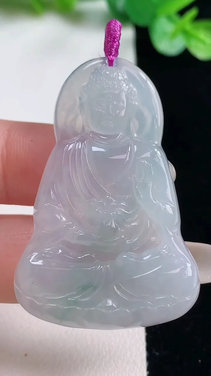 天然A货翡翠冰种飘花阿弥陀佛吊坠，尺寸46.2-31.3-4.3，重量:12.29g
10月23日