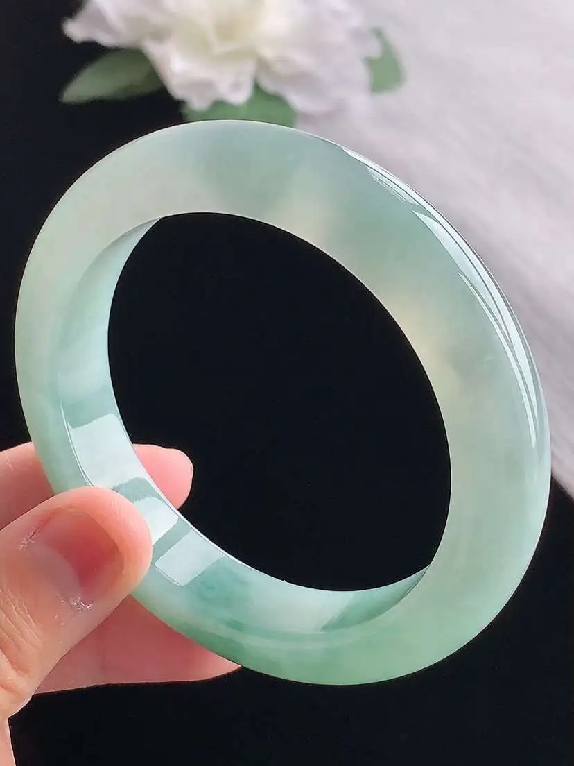 a货翡翠老坑冰种飘花厚装正装正圈手镯55-56圈口 尺寸55.8×12.3×9.3mm 重量66.85g 1023