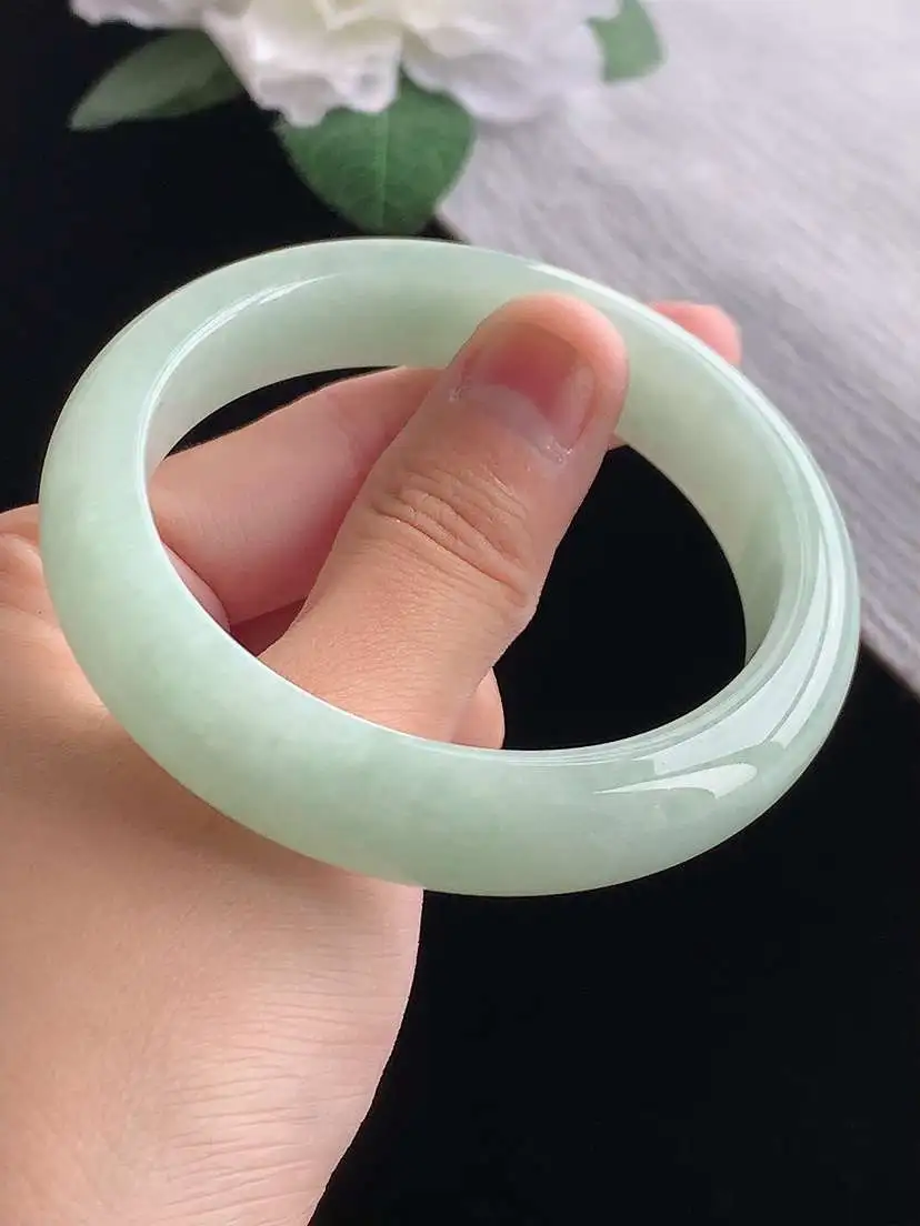 a货翡翠老坑冰种满绿甜绿正装正圈手镯55-56圈口 尺寸55.4×12.2×8mm 重量57.38g 1023