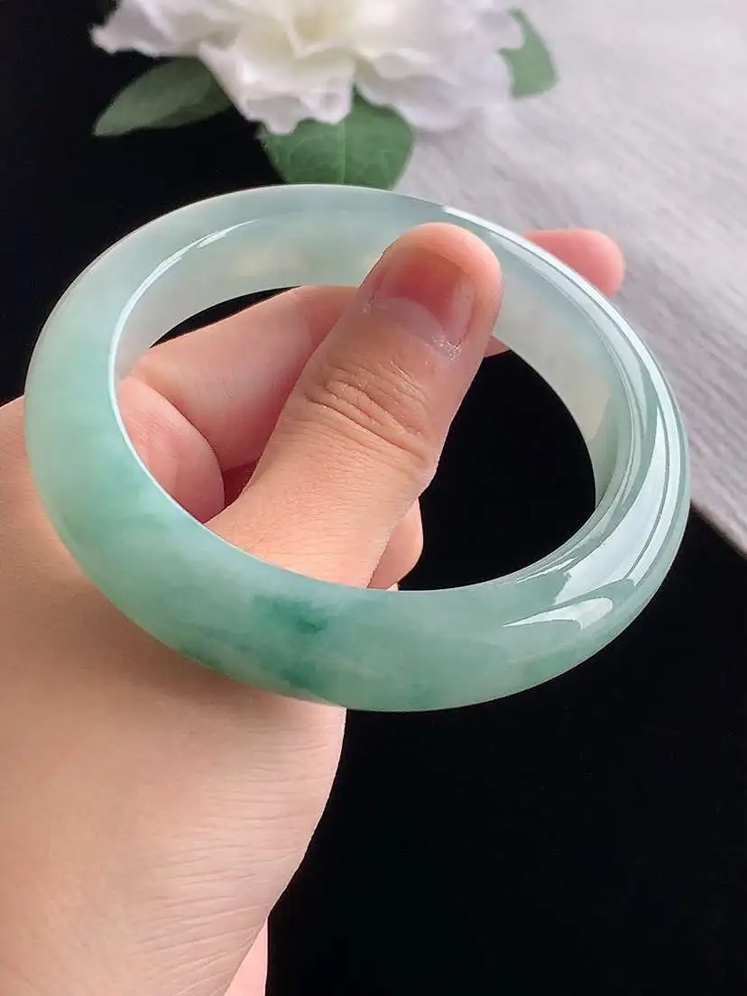 a货翡翠老坑冰种飘花厚装正装正圈手镯55-56圈口 尺寸55.8×12.3×9.3mm 重量66.85g 1023