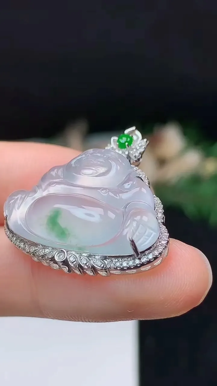 天然A货翡翠佛公吊坠，尺寸27-26.2-8.8裸石16-24.3，重量:5.12g
10月24日