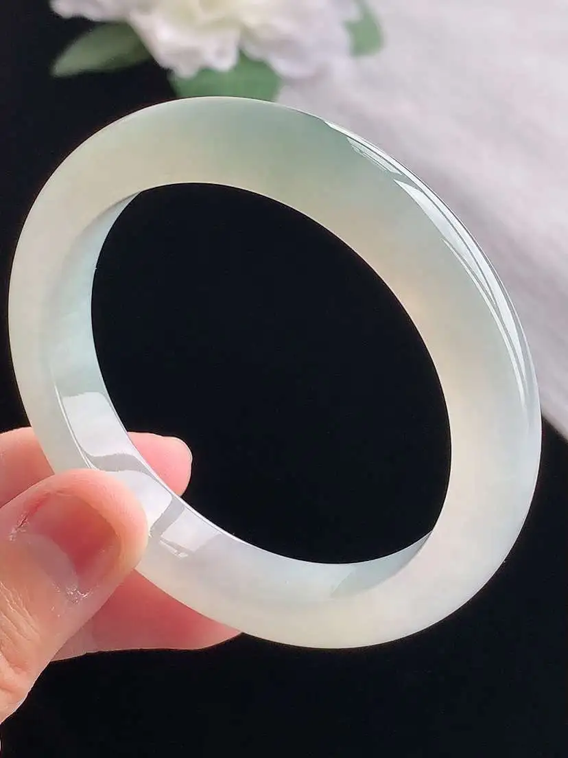 a货翡翠老坑冰种晴水正装正圈手镯53-54圈口  尺寸53×10.6×8mm 重量47.16g 1023