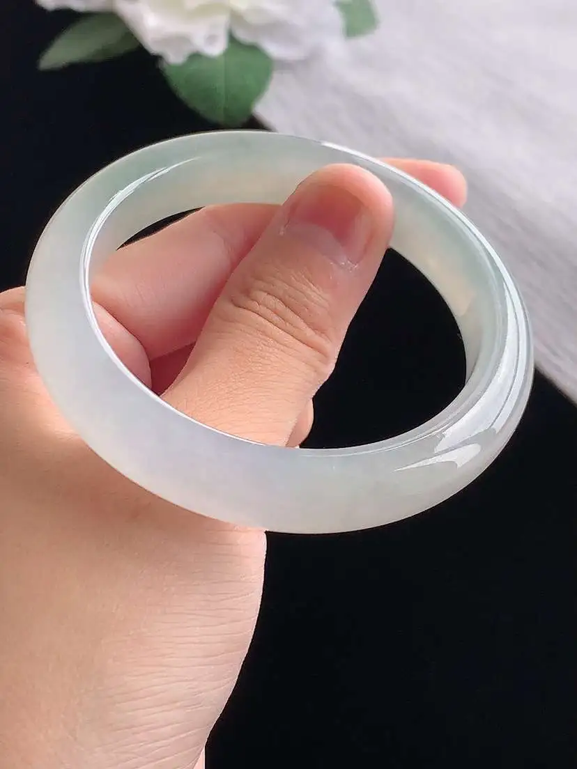 a货翡翠老坑冰种晴水正装正圈手镯53-54圈口  尺寸53×10.6×8mm 重量47.16g 1023
