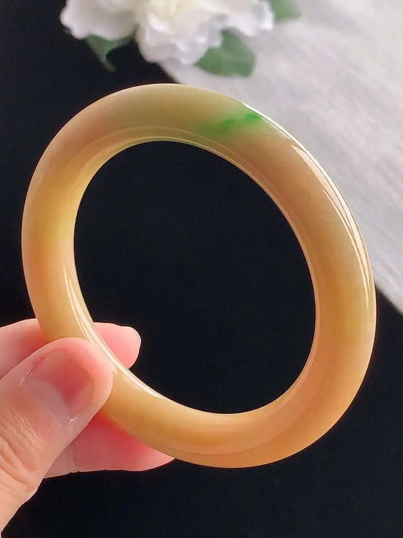 a货翡翠老坑冰润黄加绿双彩圆条手镯53-54圈口  尺寸53.5×9mm 重量47.73g 1024