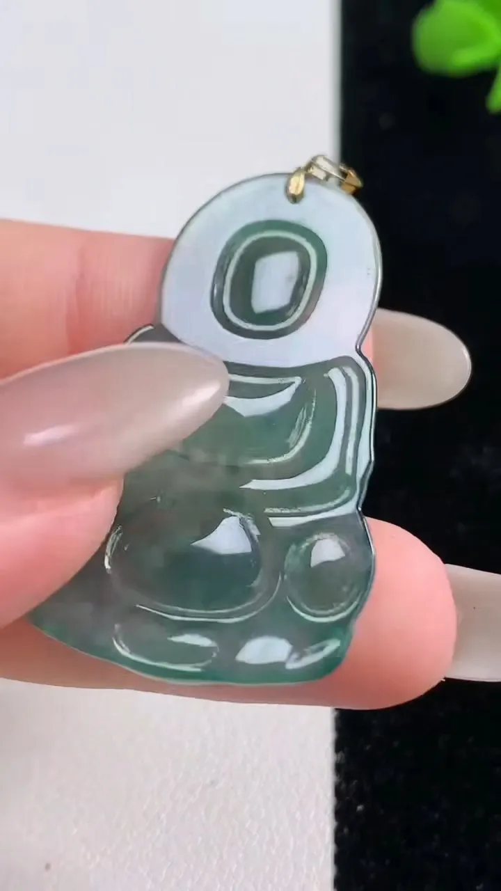 天然A货翡翠18K金蓝水观音菩萨吊坠，尺寸39.6-24.6-2.8，重量:5.14g
10月25日