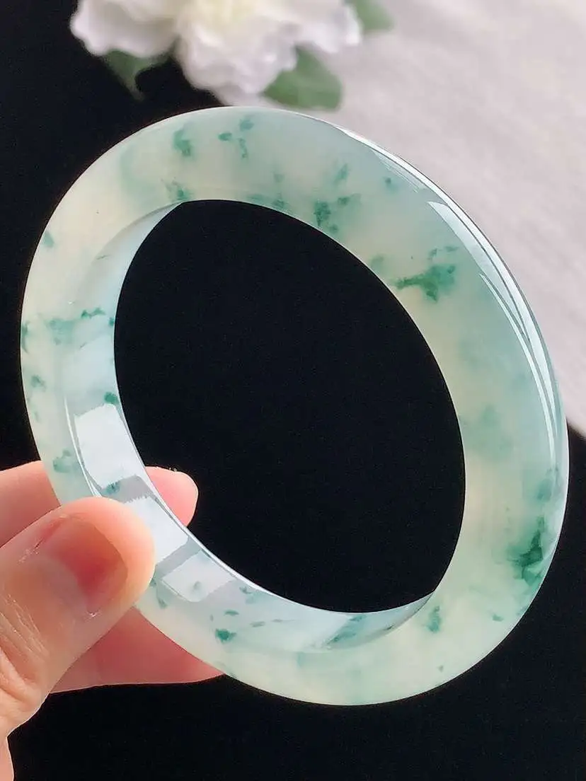 a货翡翠老坑冰种飘花厚装正装正圈手镯59-60大圈口 尺寸59.5×12.6×9.3mm 重量75.