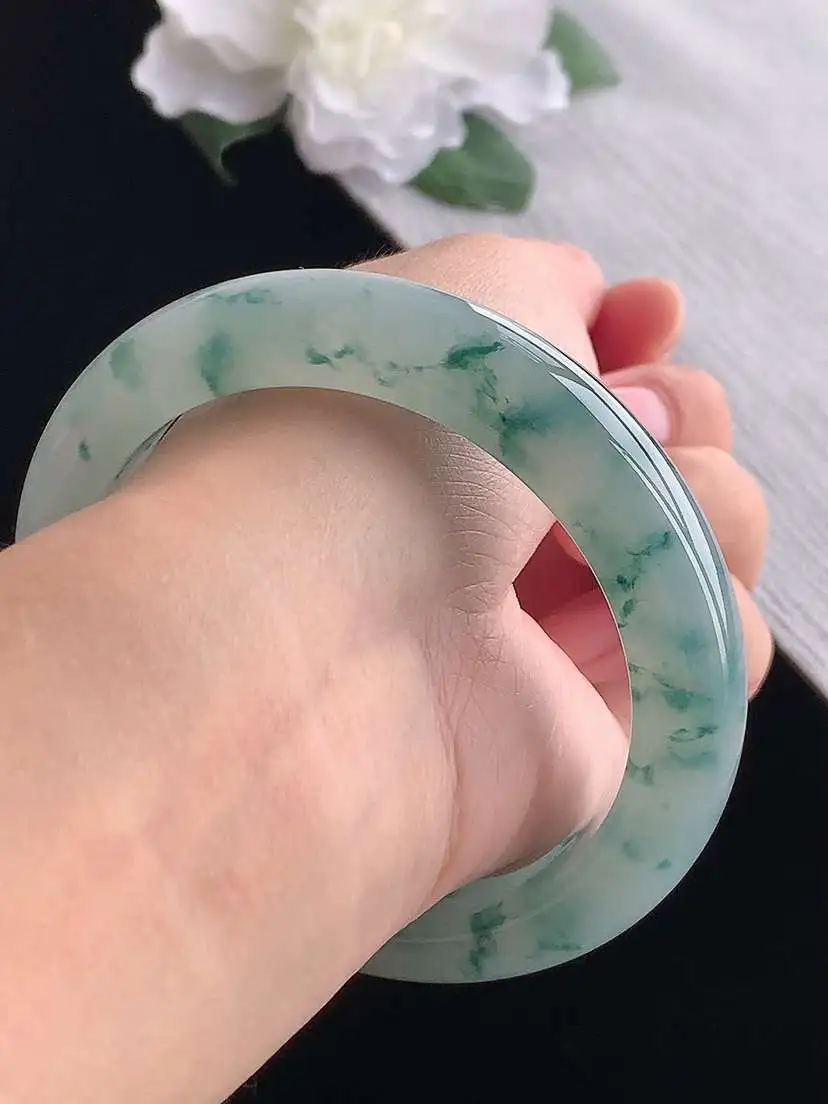 a货翡翠老坑冰种飘花厚装正装正圈手镯59-60大圈口 尺寸59.5×12.6×9.3mm 重量75.36g 1024
