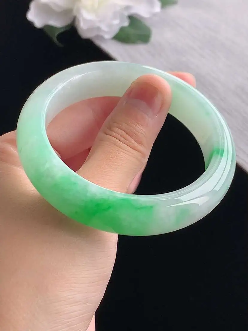 a货翡翠老坑冰种飘阳绿正装正圈手镯54-55圈口  尺寸54.5×13×8.8mm 重量63.43g 1024
