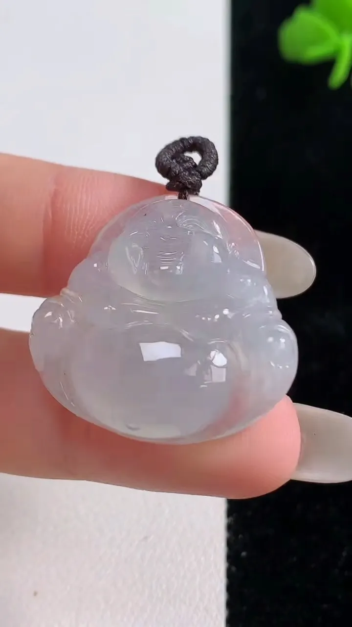 天然A货翡翠佛公吊坠，尺寸26.6-28.3-6.5，重量:7.46g
10月25日