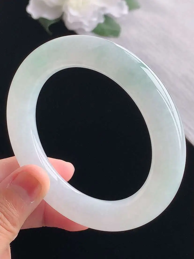 a货翡翠老坑冰种胖圆条手镯56-57圈口 尺寸56×11.6mm 重量78.55g 1024