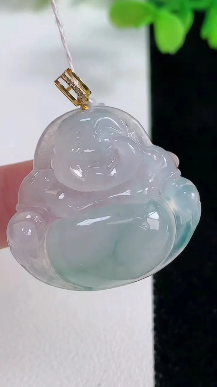 天然A货翡翠种飘花佛公吊坠，尺寸29.5-31.7-7，重量:9.73g
10月26日