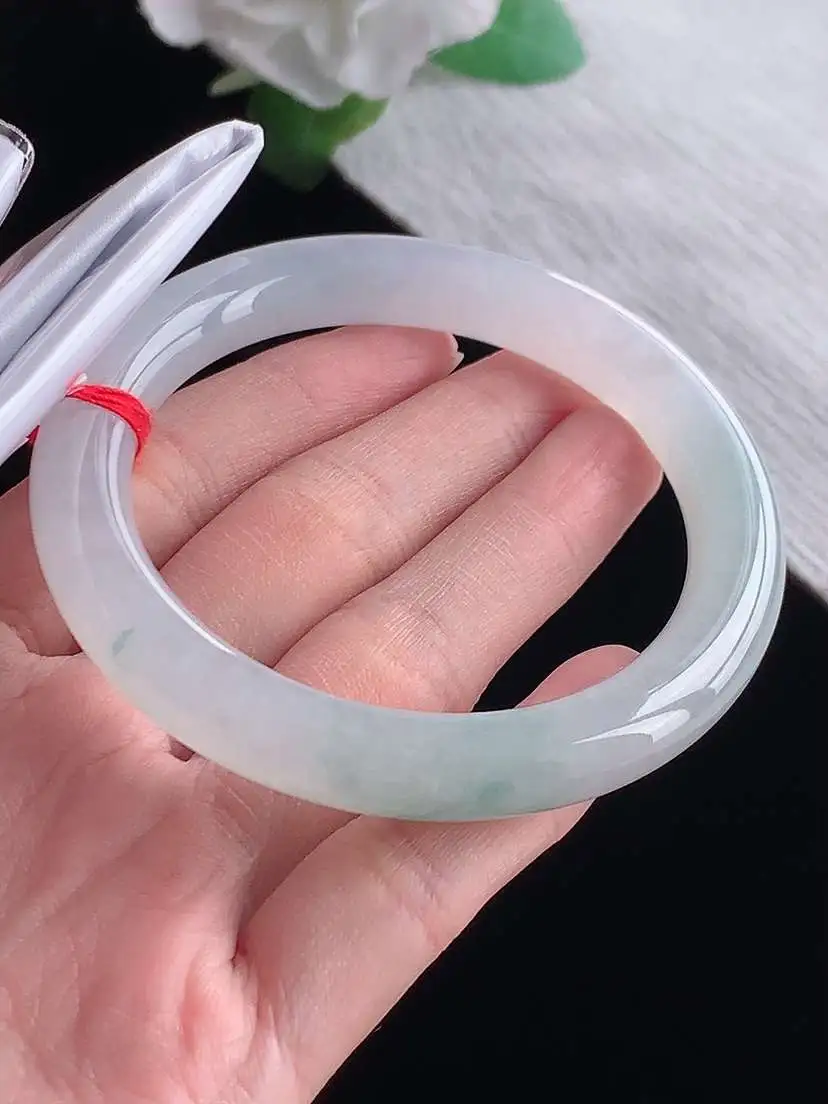 a货翡翠老坑冰种飘花圆条手镯55-56圈口 尺寸55.8×9.3mm 1025