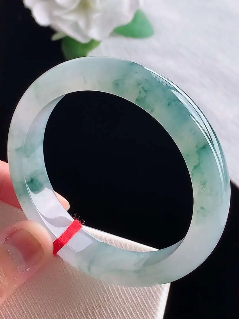 a货翡翠老坑冰种飘花正装正圈手镯56-57圈口  尺寸56×12.4×8mm  1025 A78