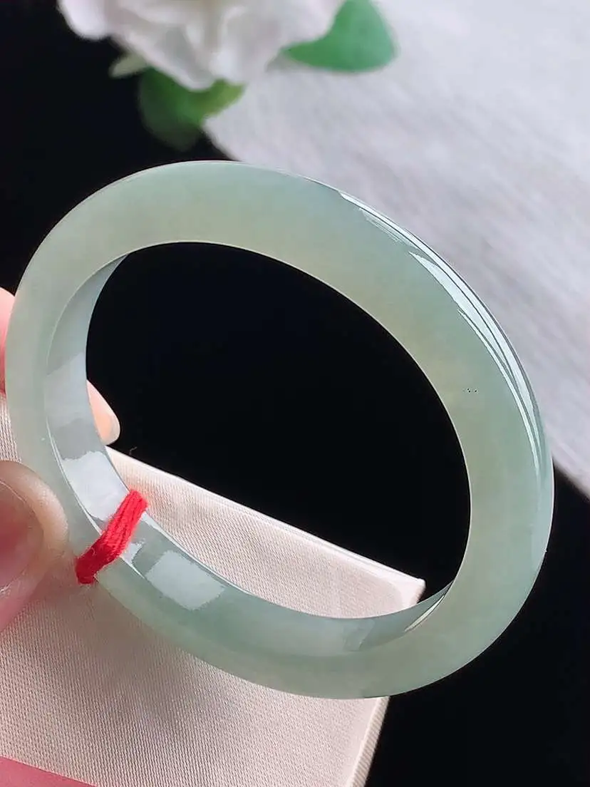 a货翡翠老坑冰种晴水贵妃手镯51-52小圈口  尺寸51.5×46.5×10.3×7mm  1025