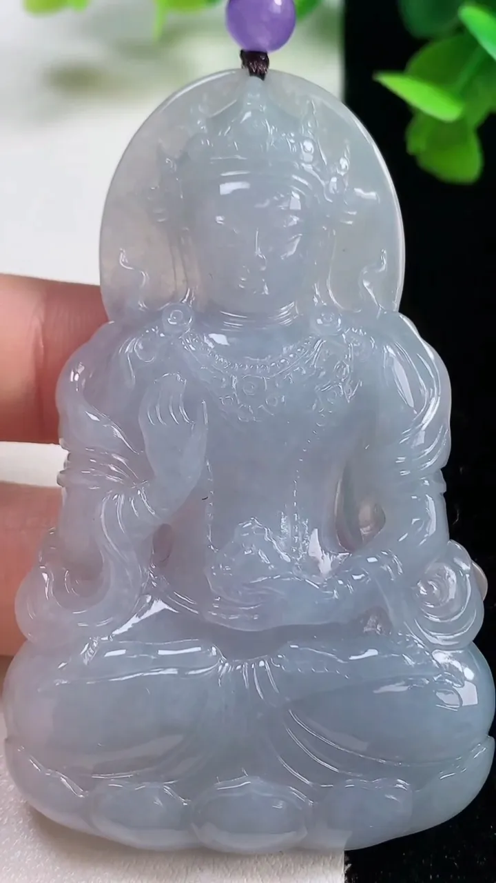 天然A货翡翠紫罗兰度母观音吊坠，尺寸69.5-43-6，重量:34.18g
10月27日