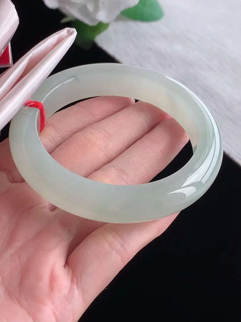 a货翡翠老坑冰种晴水正装正圈手镯54-55圈口  尺寸54.6×11.6×9mm  1025