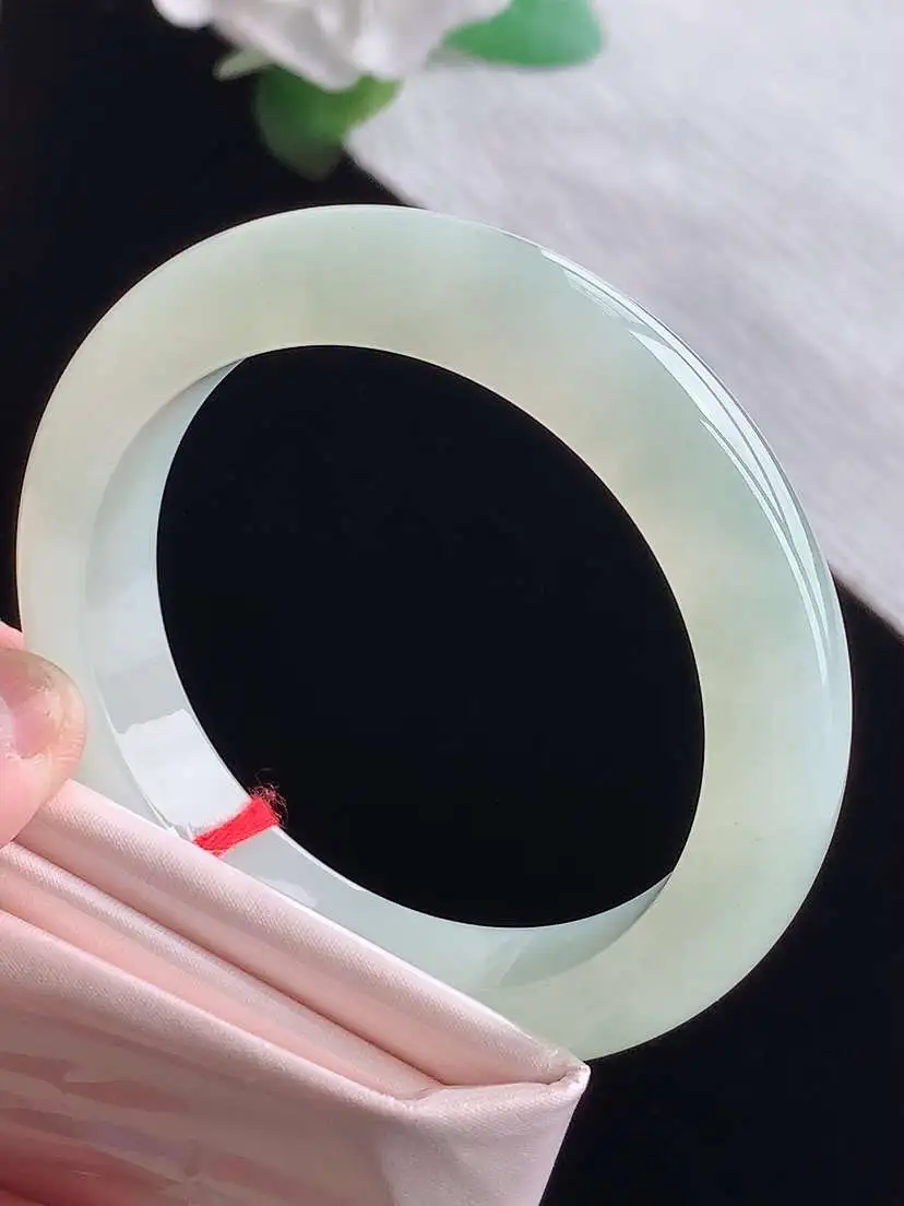 a货翡翠老坑冰种晴水正装正圈手镯54-55圈口  尺寸54.6×11.6×9mm  1025