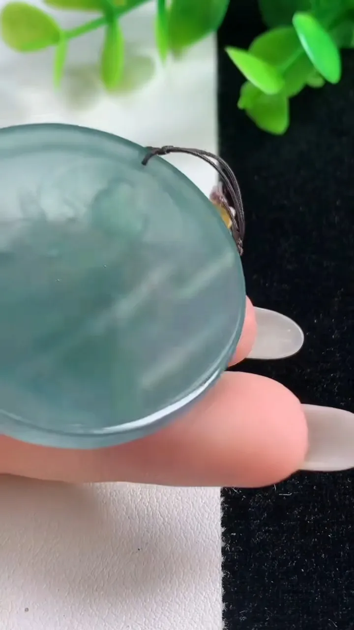 天然A货翡翠蓝水文殊菩萨吊坠，尺寸48.5-43-4.8，重量:19.48g
10月28日