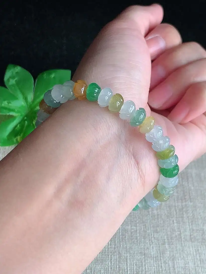 a货翡翠老坑冰种多彩莲蓬手串36颗  尺寸7×4.7mm 重量17.56g 1028