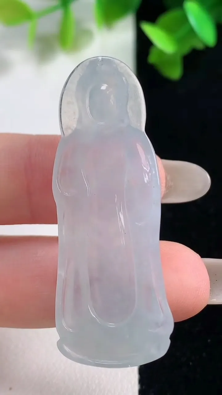 天然A货翡翠阿弥陀佛吊坠，尺寸48-16.4-4.9，重量:8.85g
10月28日