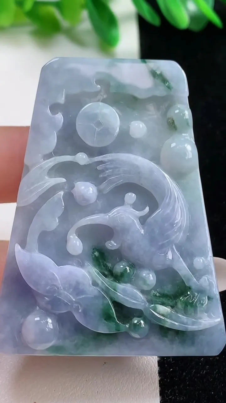 天然A货翡翠紫罗兰 飘花鸟语花香吊坠，尺寸56.6-43-7.5，重:39.24g
10月28日