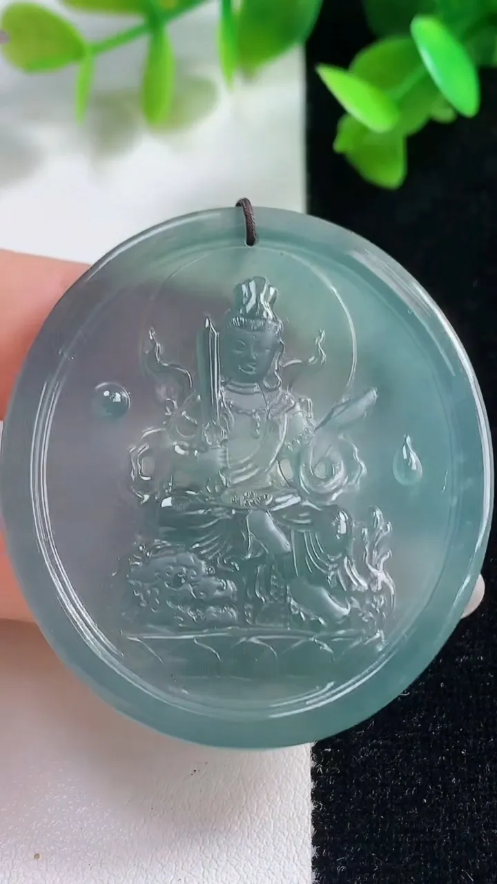 天然A货翡翠蓝水文殊菩萨吊坠，尺寸48.5-43-4.8，重量:19.48g
10月28日