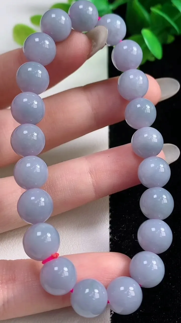 天然A货翡翠紫罗兰圆珠手串，尺寸9.7-21颗，重量:30.24g10月28日
工厂直销收藏佳品,种