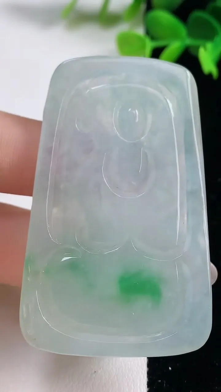 天然A货翡翠文殊菩萨吊坠，尺寸58-35.8-5.8，重:26.78g
10月28日