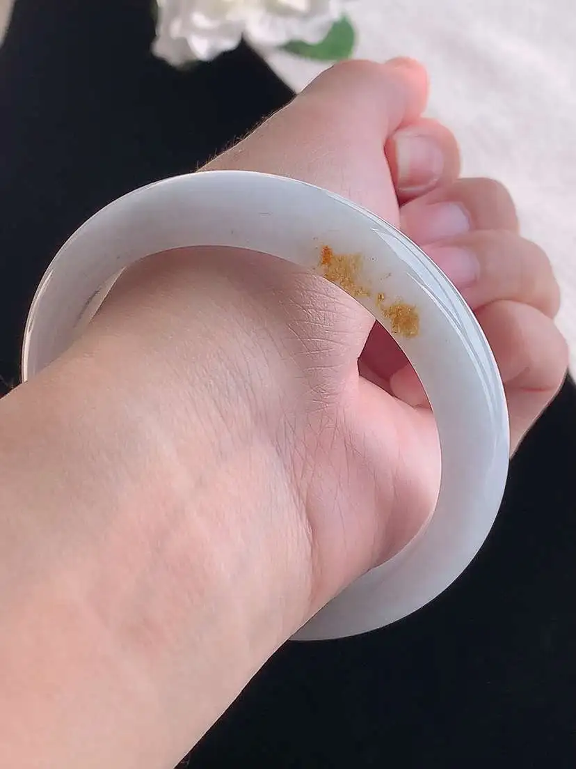 a货翡翠老坑冰种飘黄翡正装正圈手镯59-60大圈口 尺寸59×14×8mm 重量67.50g 102