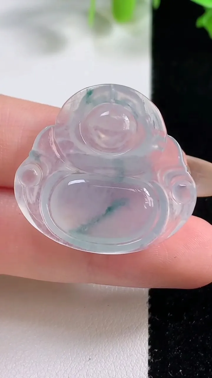 天然A货翡翠冰种飘花佛公吊坠，尺寸28.6-30.4-5，重量:5.89g
10月29日