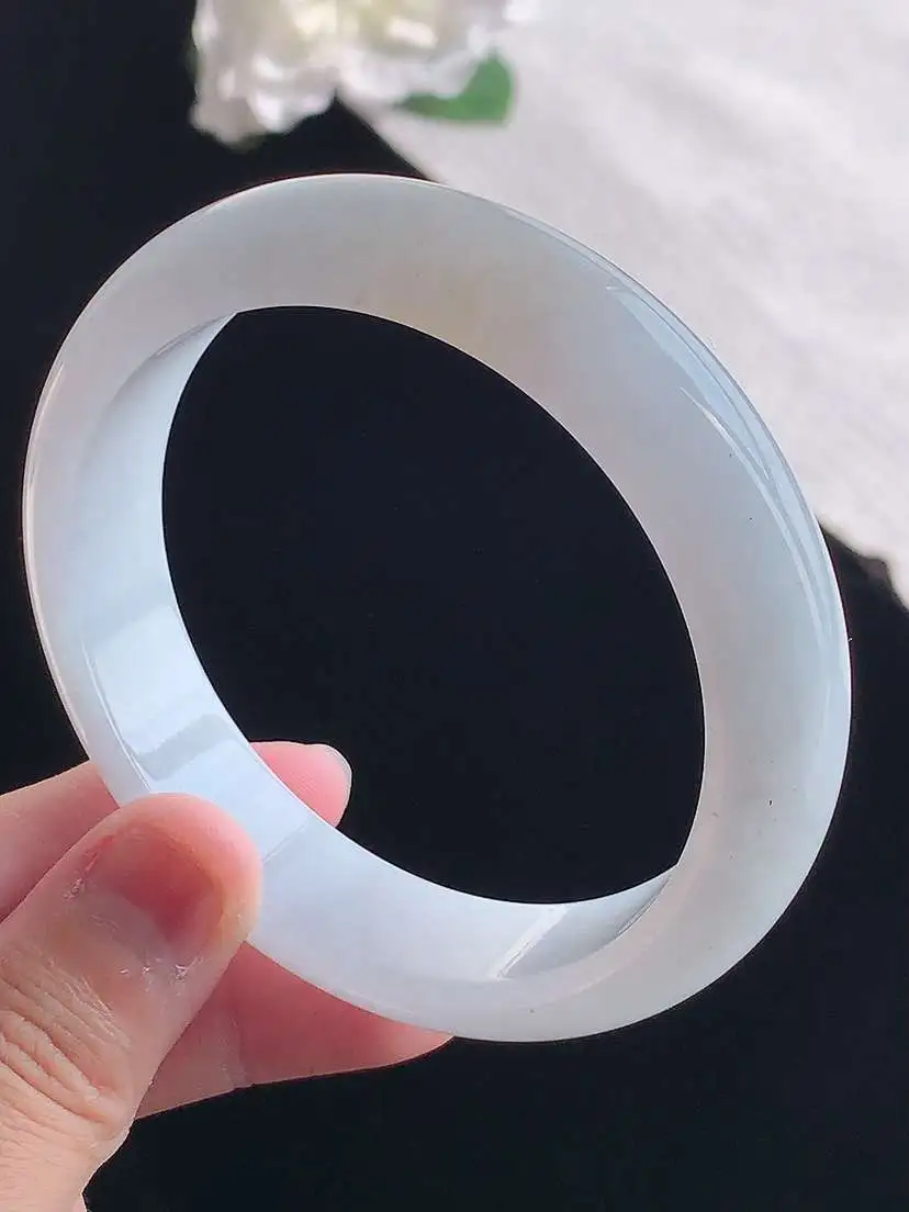 a货翡翠老坑冰种飘黄翡正装正圈手镯59-60大圈口 尺寸59×14×8mm 重量67.50g 1028