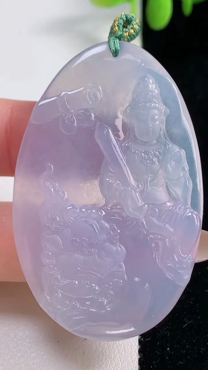 天然A货翡翠冰种紫罗兰文殊菩萨吊坠，尺寸56.4-35.6-4.7，重量:19.36g
10月29日