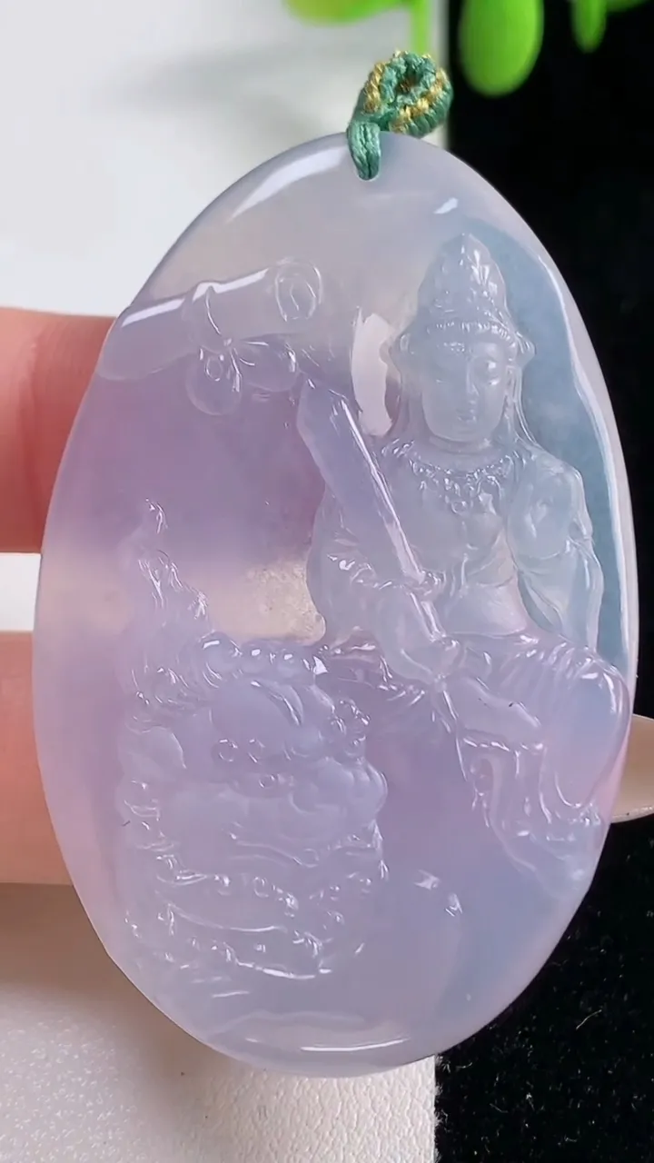 天然A货翡翠冰种紫罗兰文殊菩萨吊坠，尺寸56.4-35.6-4.7，重量:19.36g
10月29日