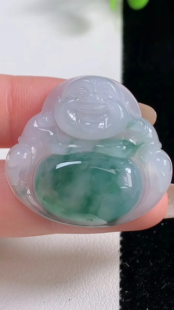 天然A货翡翠冰种飘花佛公吊坠，尺寸30.5-33.2-6.5，重量:9.59g
10月29日