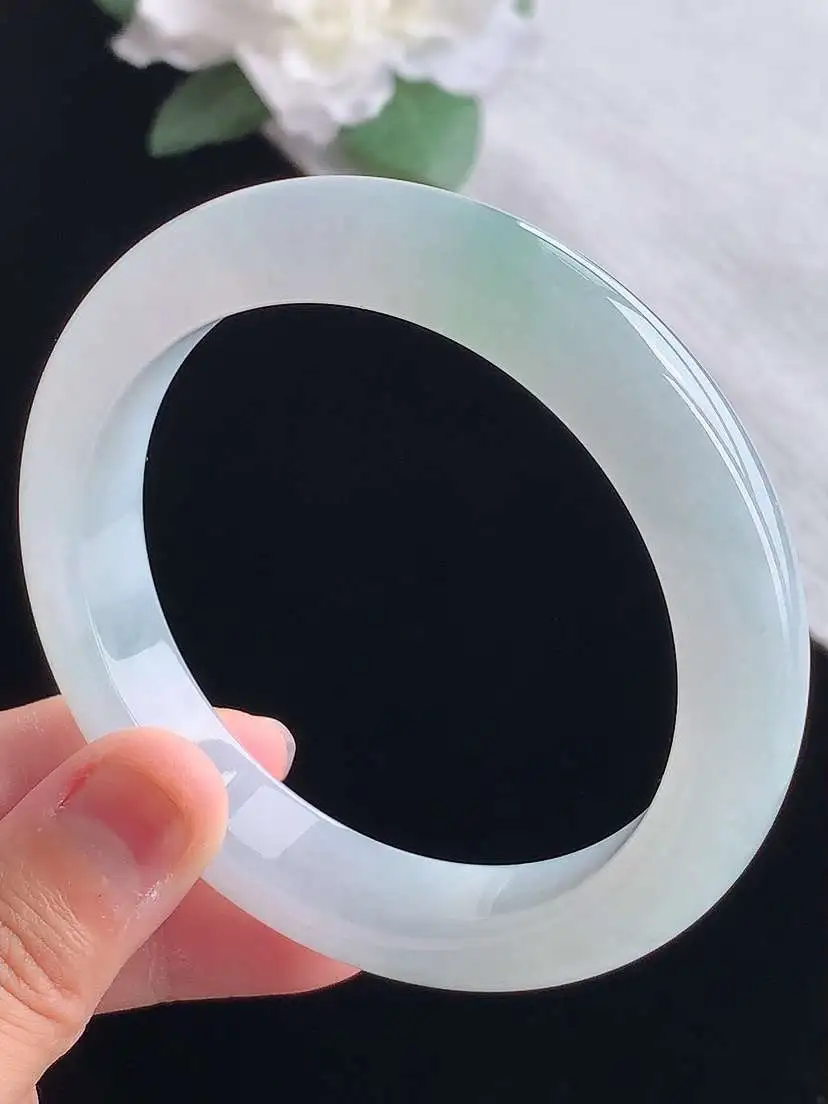 a货翡翠老坑冰种飘花厚装正装正圈手镯59-60大圈口 尺寸59.8×12×9.2mm 重量70.60g 1029