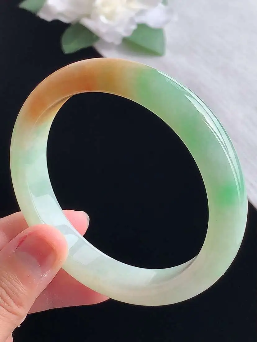 a货翡翠老坑冰种黄加绿双彩正装正圈手镯59-60大圈口  尺寸59.8×12×8mm 重量61.92g 1029