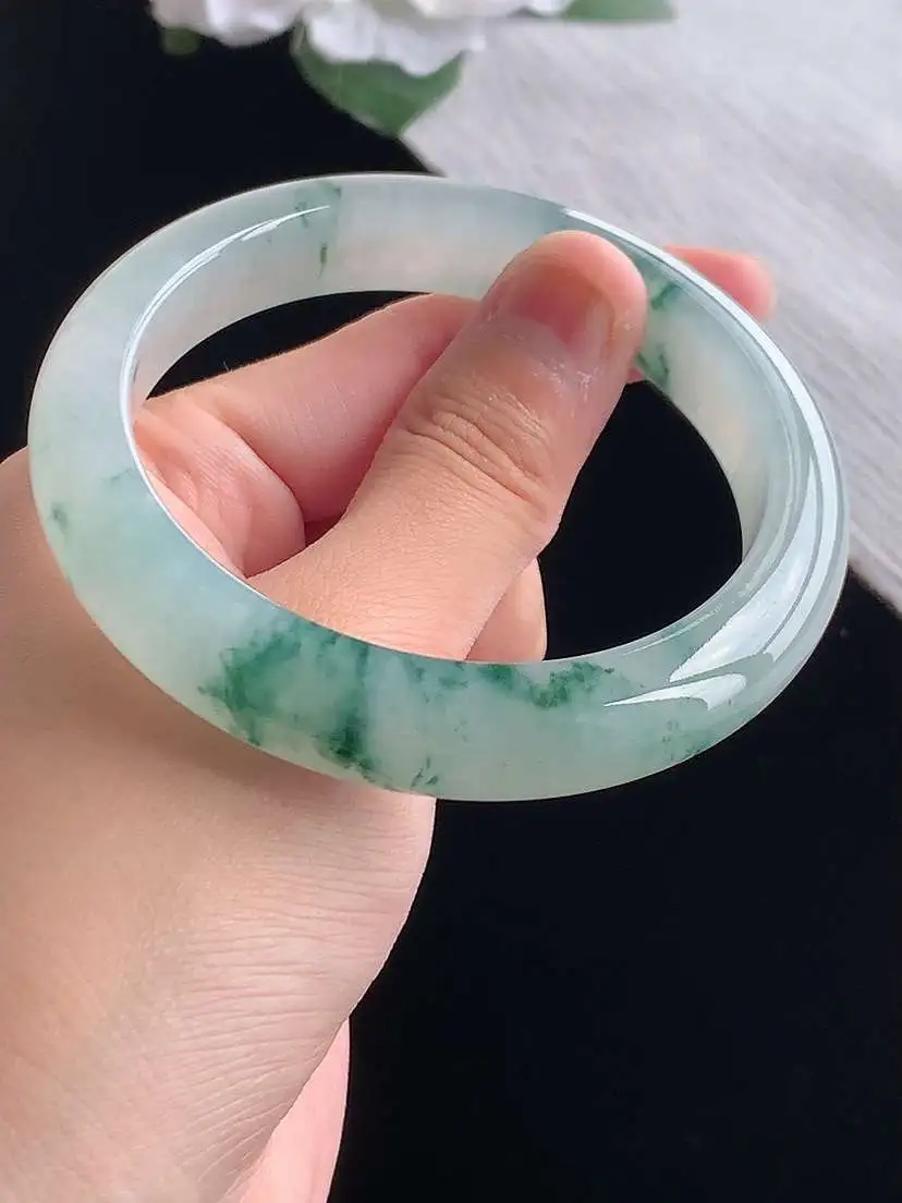 a货翡翠老坑冰种飘花正装正圈手镯59-60大圈口  尺寸59.3×12×9mm 重量63.98g 1028