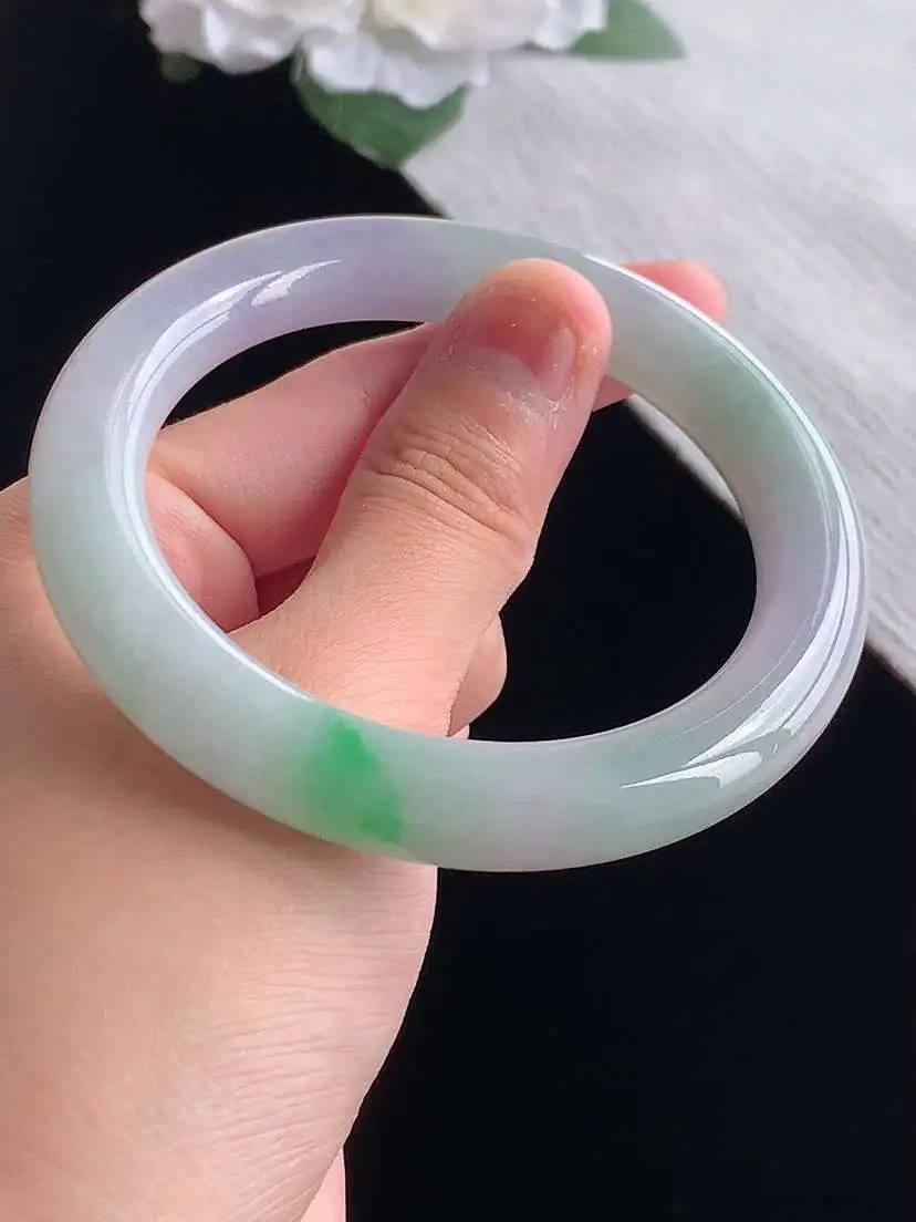 a货翡翠老坑冰种春带彩紫罗兰飘绿圆条手镯57-58圈口 尺寸57×10mm 重量58.67g 1028