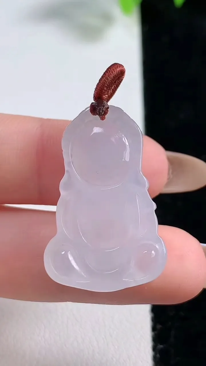 天然A货翡翠宝宝佛吊坠，尺寸30.2-19.4-5.8，重量:5.05g
10月30日