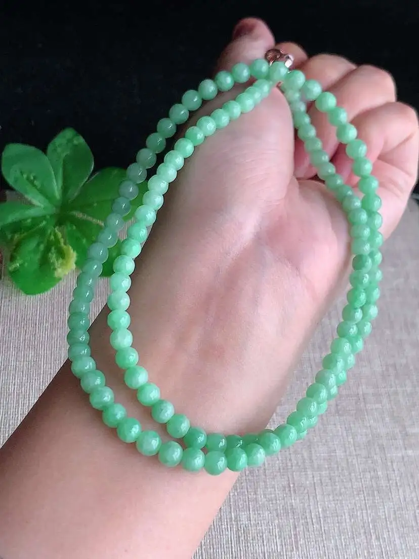 a货翡翠老坑冰种甜绿圆珠项链毛衣链116颗  尺寸5.3mm 重量31.38g 1029