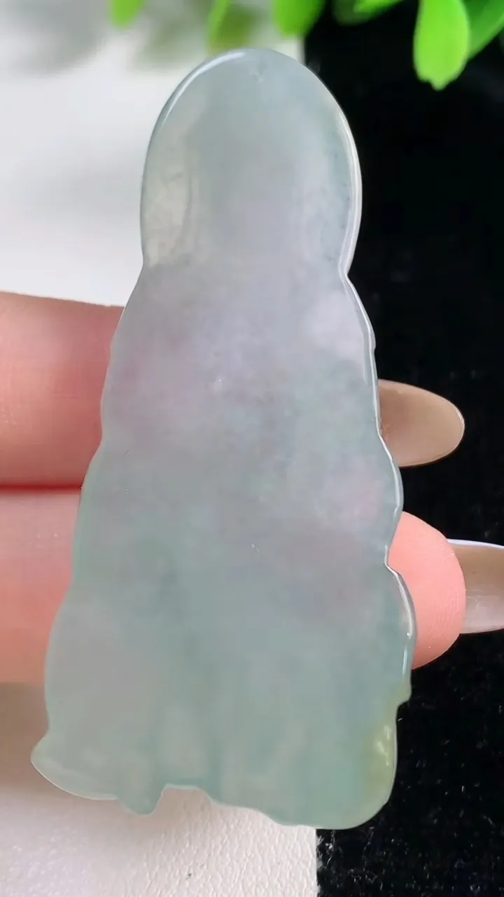 天然A货翡翠普贤菩萨吊坠，尺寸59-27-6，重:18.90g
10月30日